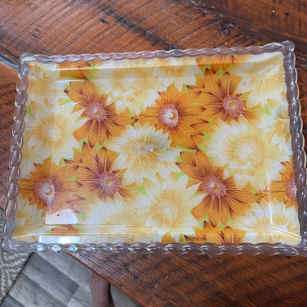 Vintage Acrylic Tray with Sunflower Design